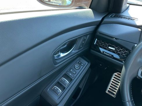 Used 2025 Honda Accord Sport image 22