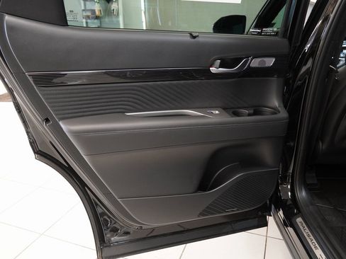 Used 2024 Hyundai Palisade Calligraphy image 25