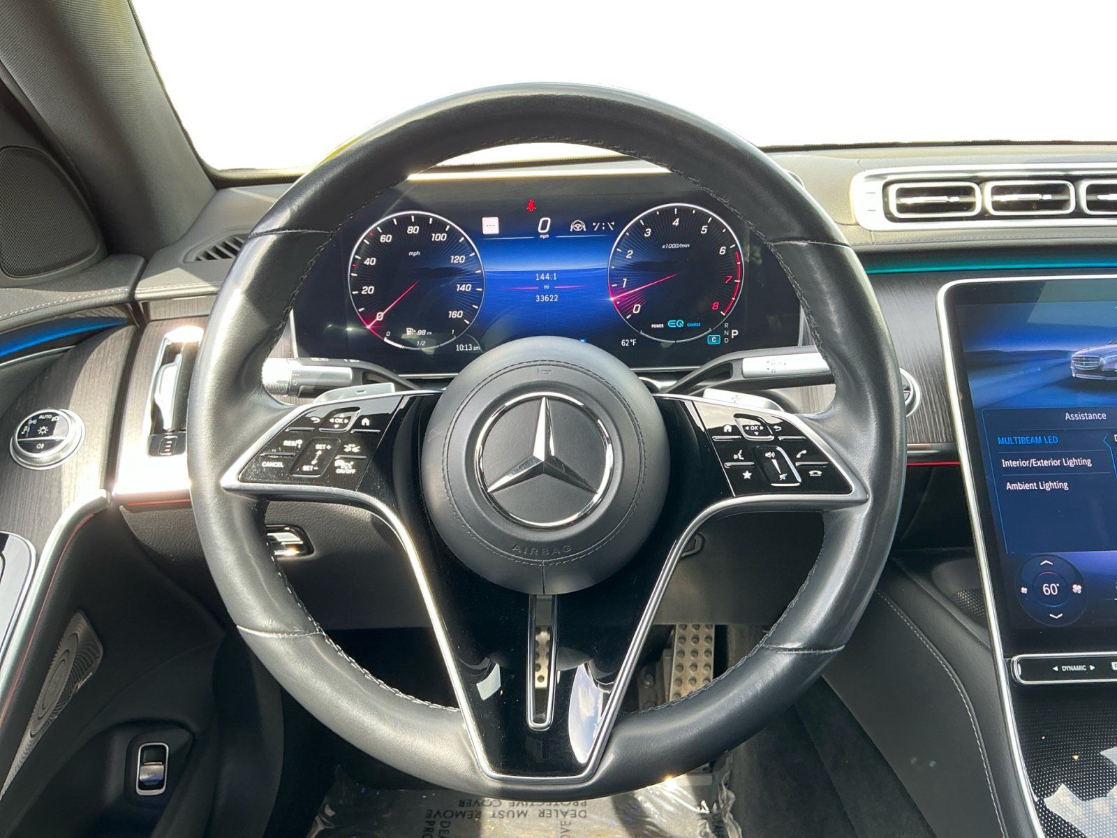 Used 2022 Mercedes-Benz S 580 4MATIC Sedan w/ AMG Line Package image 12