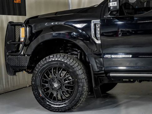Used 2022 Ford F350 Lariat w/ Lariat Ultimate Package image 13