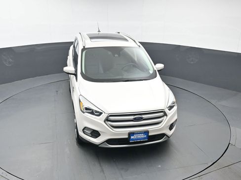 Used 2019 Ford Escape Titanium image 48