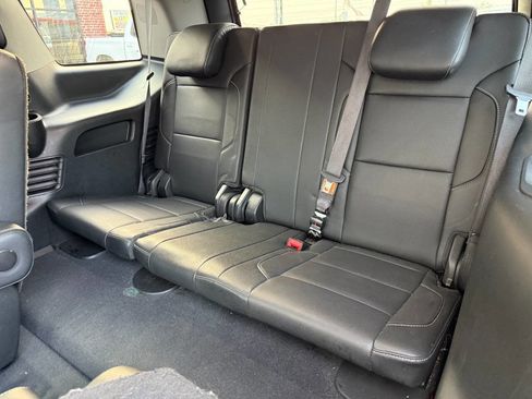 Used 2019 GMC Yukon SLT w/ Premium Edition image 9