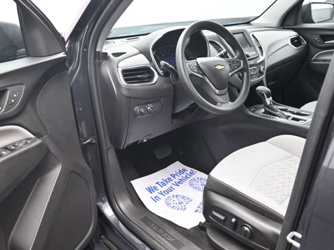 Used 2022 Chevrolet Equinox LS w/ LS Convenience Package AWD/4WD image 9
