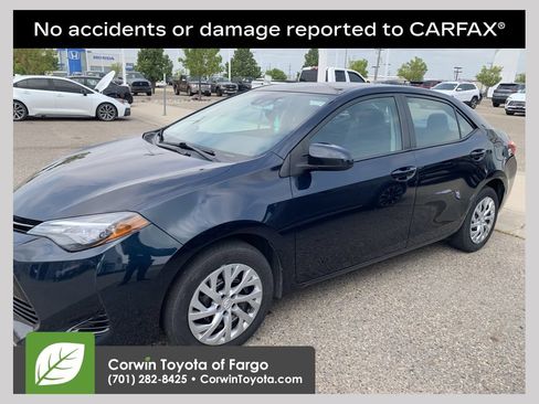 Used 2018 Toyota Corolla LE w/ Carpet Mat Package (TMS) FWD image 1