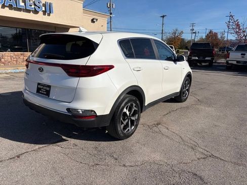 Used 2022 Kia Sportage LX AWD/4WD image 7