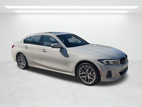 New 2026 BMW 330i 330i w/ Convenience Package image 2