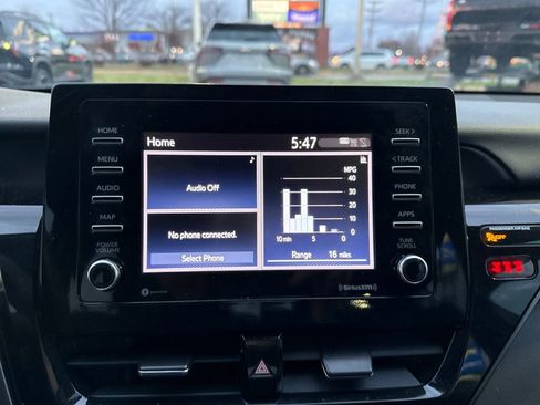 Used 2024 Toyota Camry LE image 21