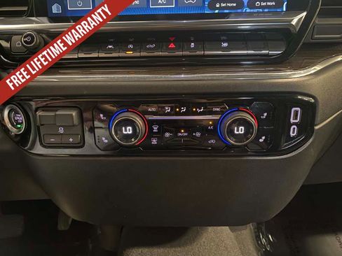 Used 2025 Chevrolet Silverado 1500 LT AWD/4WD image 37