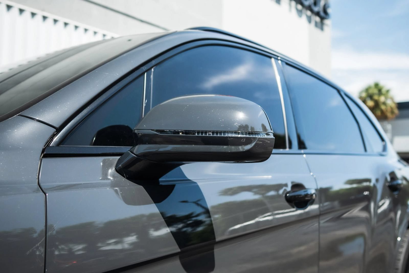 Used 2018 Bentley Bentayga AWD/4WD image 6