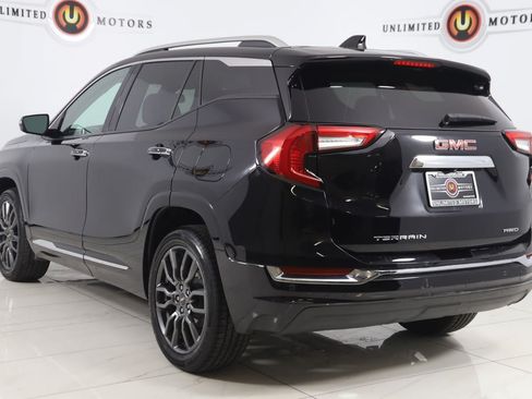 Used 2023 GMC Terrain Denali w/ Black Diamond Edition AWD/4WD image 4