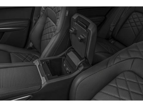 Used 2023 Jaguar F-PACE R-Dynamic S AWD/4WD image 14