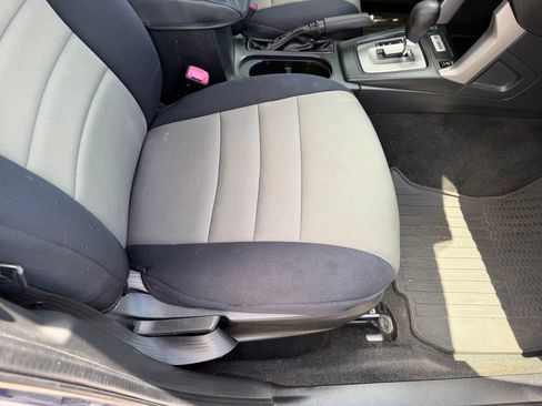 Used 2017 Subaru Forester 2.5i Premium AWD/4WD image 17