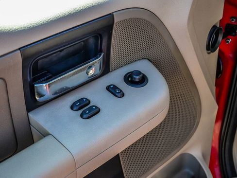 Used 2006 Ford F150 XLT image 21