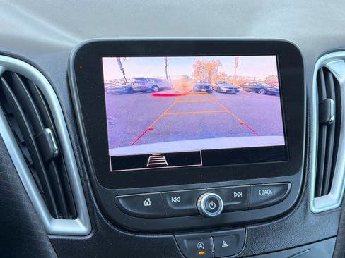 Used 2024 Chevrolet Malibu LT image 24