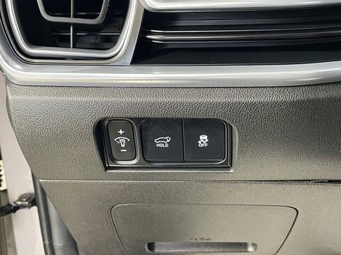 Certified 2024 Kia Sorento SX Prestige w/ Sage Leather Package image 13