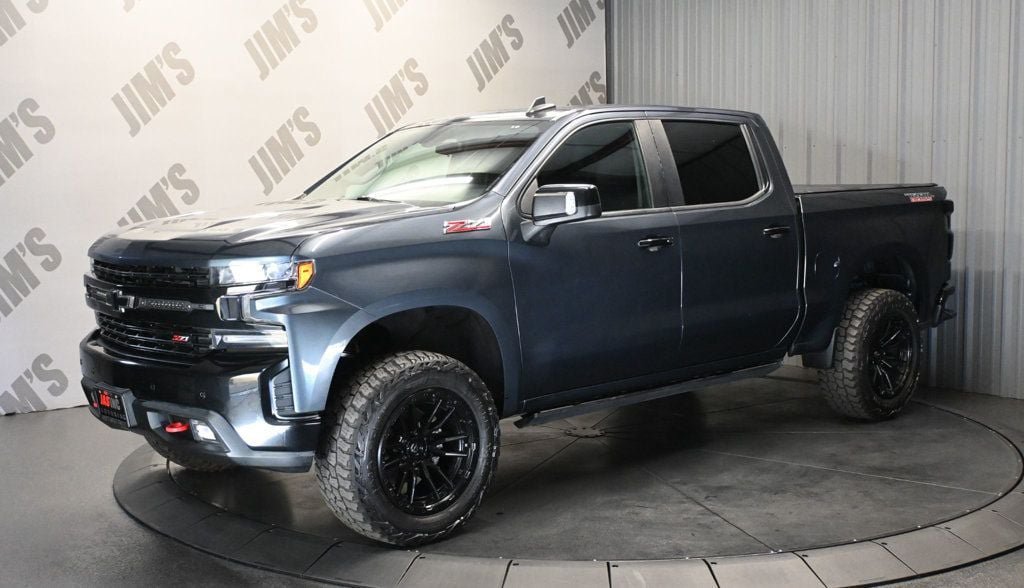 Used 2021 Chevrolet Silverado 1500 LT Trail Boss w/ Convenience Package II AWD/4WD image 1