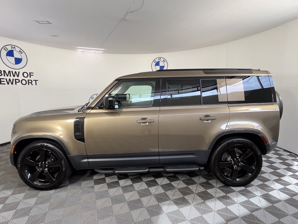 Used 2026 Land Rover Defender 110 S AWD/4WD image 14