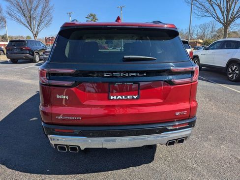 Used 2025 GMC Acadia Denali w/ LPO, Floor Liner Package image 7