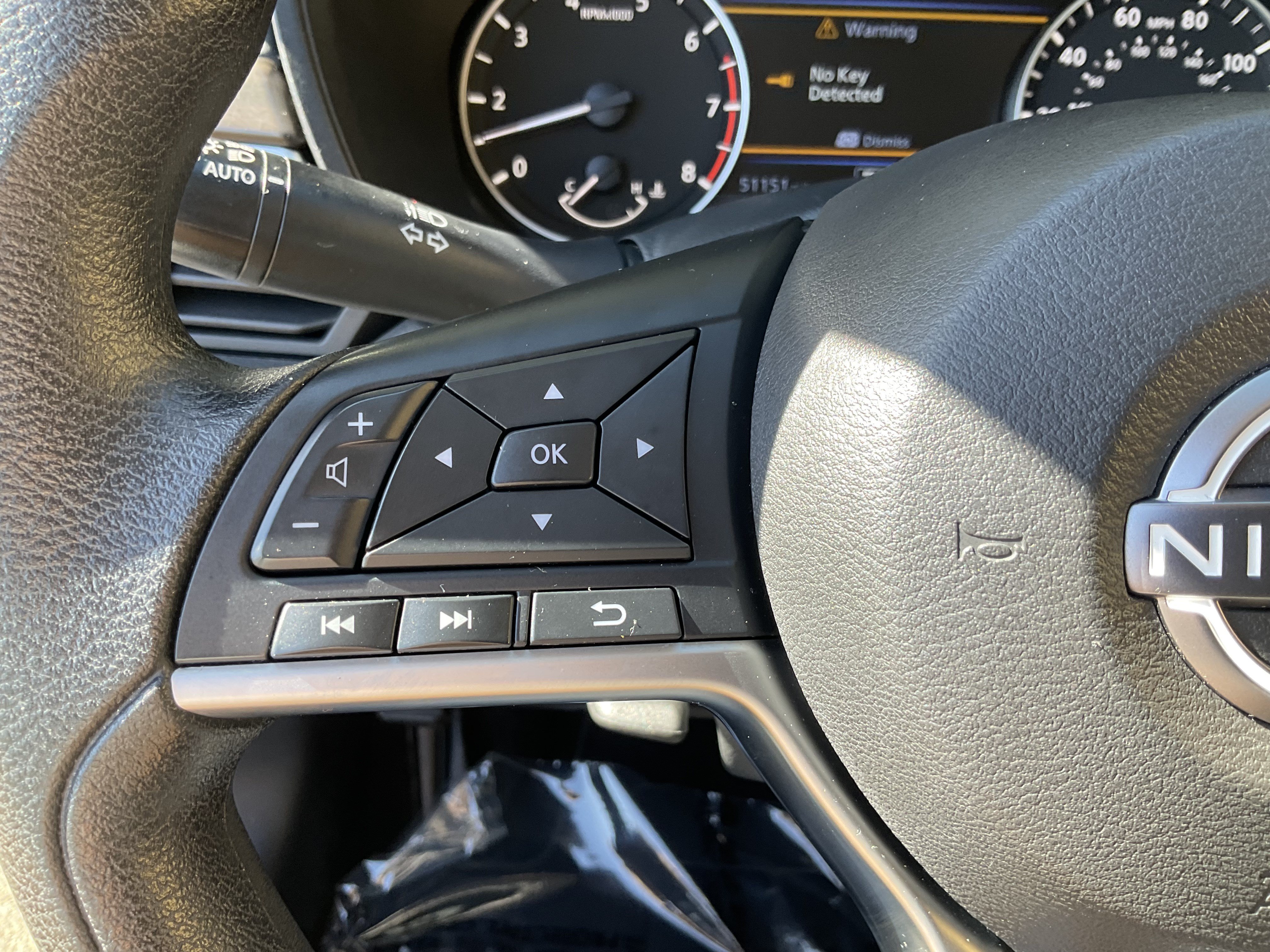 Used 2025 Nissan Altima 2.5 SV AWD/4WD image 30