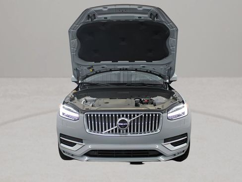 Used 2024 Volvo XC90 B6 Ultimate w/ Protection Package Premier AWD/4WD image 37