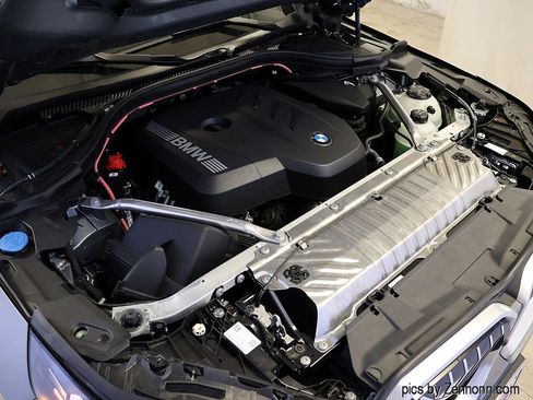 Used 2025 BMW X3 xDrive30i w/ Premium Package image 39