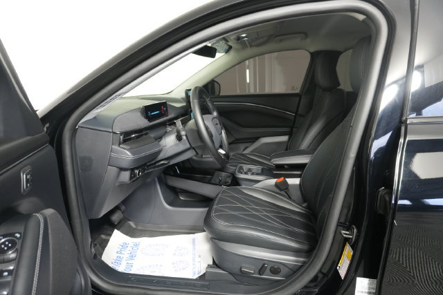 Used 2025 Ford Mustang Mach-E Select w/ Comfort Package Lite AWD/4WD image 21