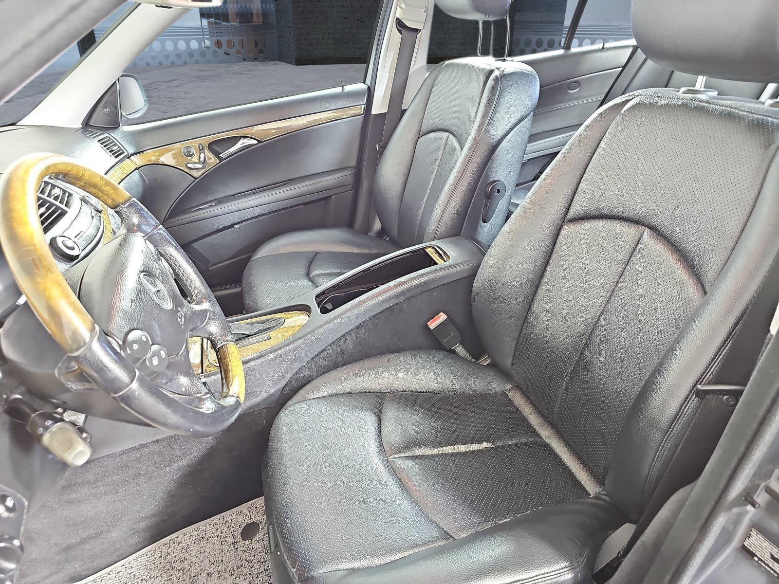 Used 2007 Mercedes-Benz E 350 Sedan image 12