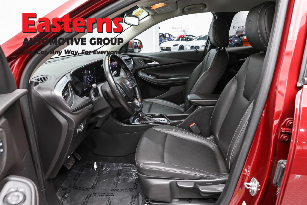 Used 2024 Buick Encore GX Sport Touring AWD/4WD image 14