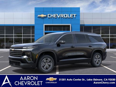 New 2026 Chevrolet Traverse LT image 2