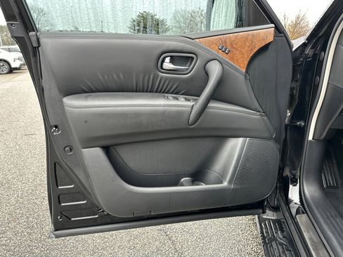 Certified 2023 Nissan Armada SL w/ Captain's Chairs Package image 10