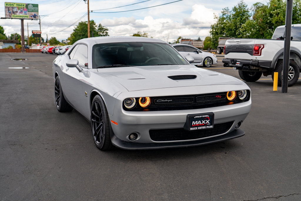 Used 2021 Dodge Challenger R/T Scat Pack RWD image 2