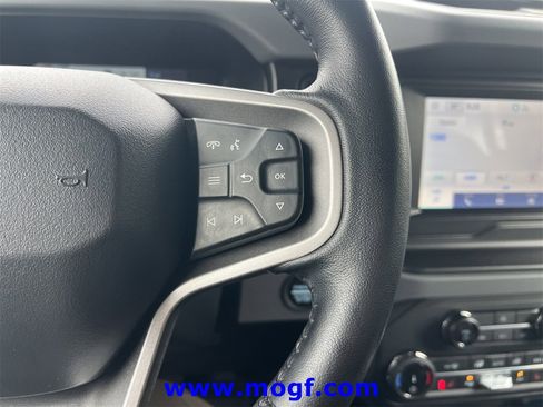 Certified 2022 Ford Bronco Black Diamond image 13