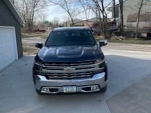 Used 2020 Chevrolet Silverado 1500 LTZ AWD/4WD image 11