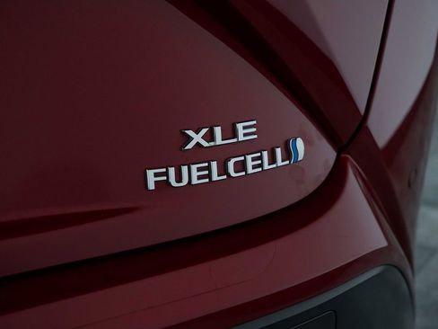 Used 2021 Toyota Mirai w/ Advanced Technology Package RWD image 14
