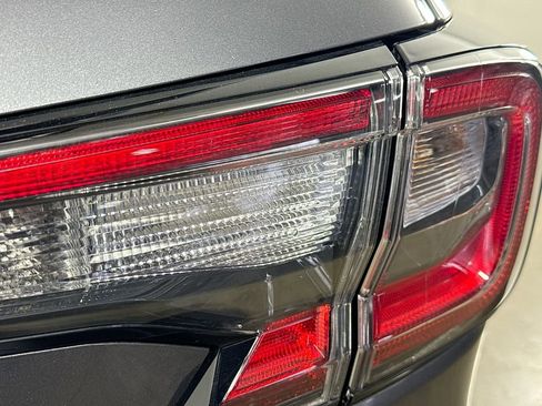 Used 2025 Subaru Outback Onyx Edition image 32