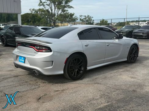 Used 2023 Dodge Charger R/T RWD image 7