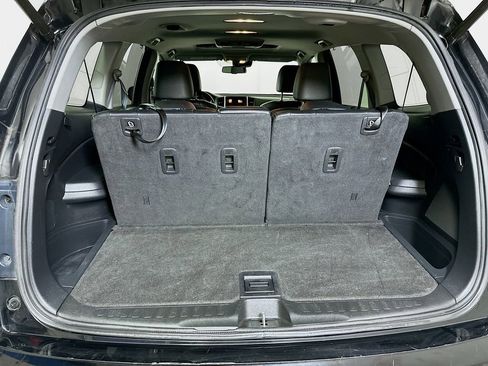 Used 2016 Honda Pilot Touring image 16