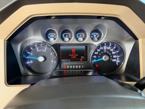Used 2016 Ford F350 Lariat w/ Lariat Interior Package AWD/4WD image 11