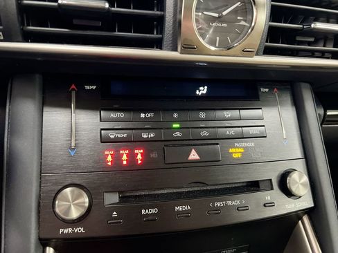 Used 2018 Lexus IS 300 AWD w/ Comfort Package image 17