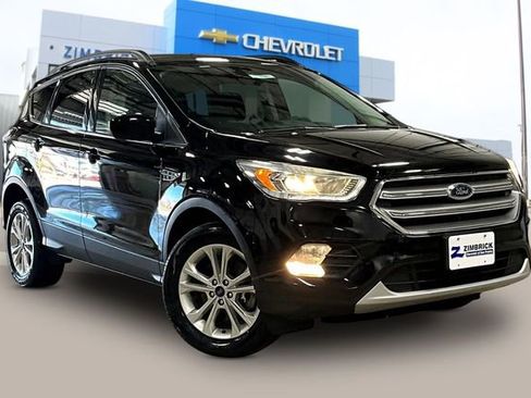 Used 2017 Ford Escape SE w/ Equipment Group 201A image 1
