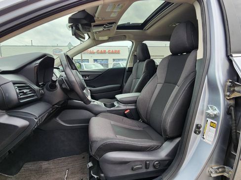Used 2024 Subaru Outback Premium AWD/4WD image 11