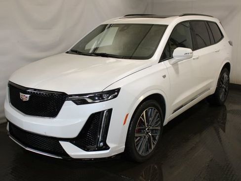 Certified 2024 Cadillac XT6 Sport w/ LPO, Floor Liner Package image 1