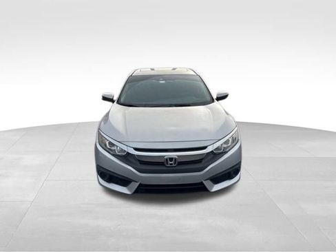 Used 2017 Honda Civic EX image 3