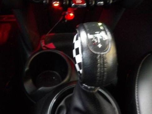 Used 2019 MINI Cooper 4-Door Hardtop image 15