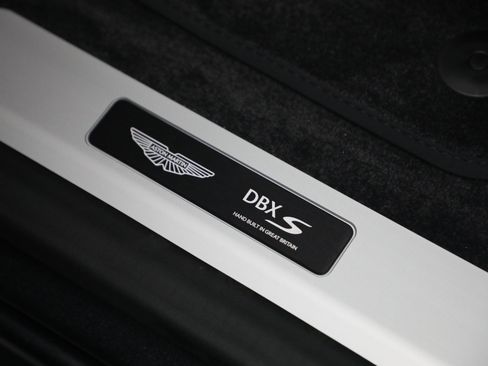 New 2026 Aston Martin DBX S image 31