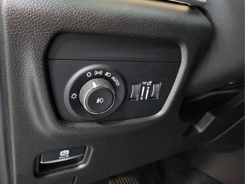 Used 2023 Jeep Grand Cherokee L Limited image 14