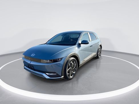 Certified 2024 Hyundai Ioniq 5 SEL image 4