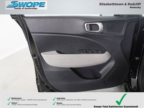 New 2026 Hyundai Venue SEL FWD image 13