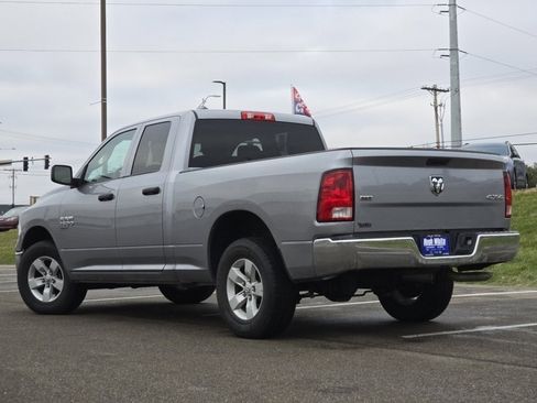Used 2024 RAM 1500 Classic SLT image 17