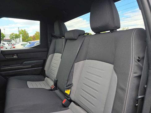 Certified 2025 Toyota Tacoma TRD Sport AWD/4WD image 18